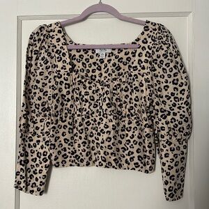 Leopard print crop top blouse